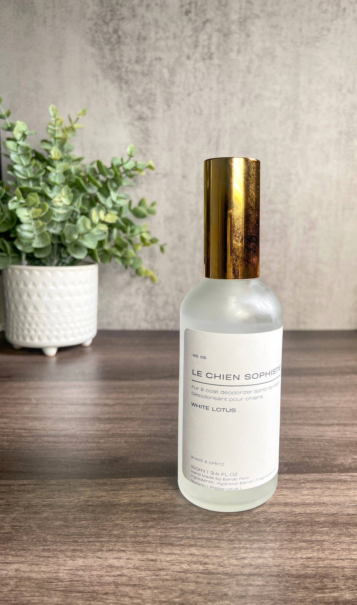 Dog Pawfume: Le Chien Sophistie White Lotus Scent